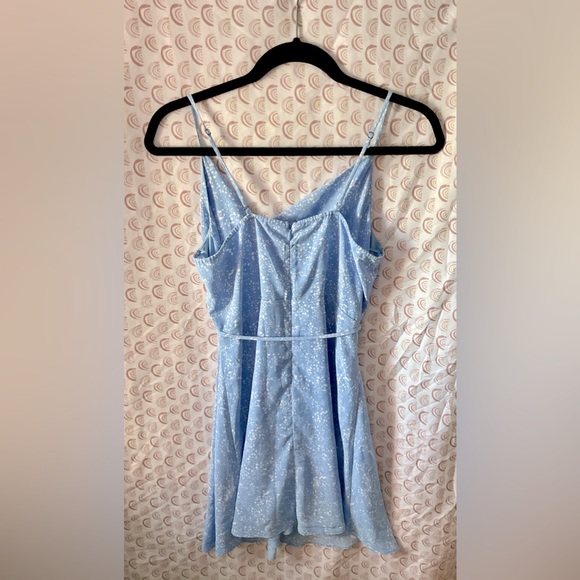 Macy’s Sundress - Picture 3 of 3